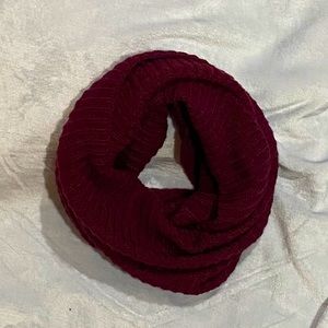 American Eagle Infinity scarf